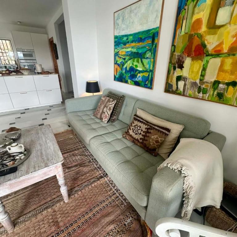 Luxury villa - short walk to beach and city - Casa de 4 dormitorios - 83