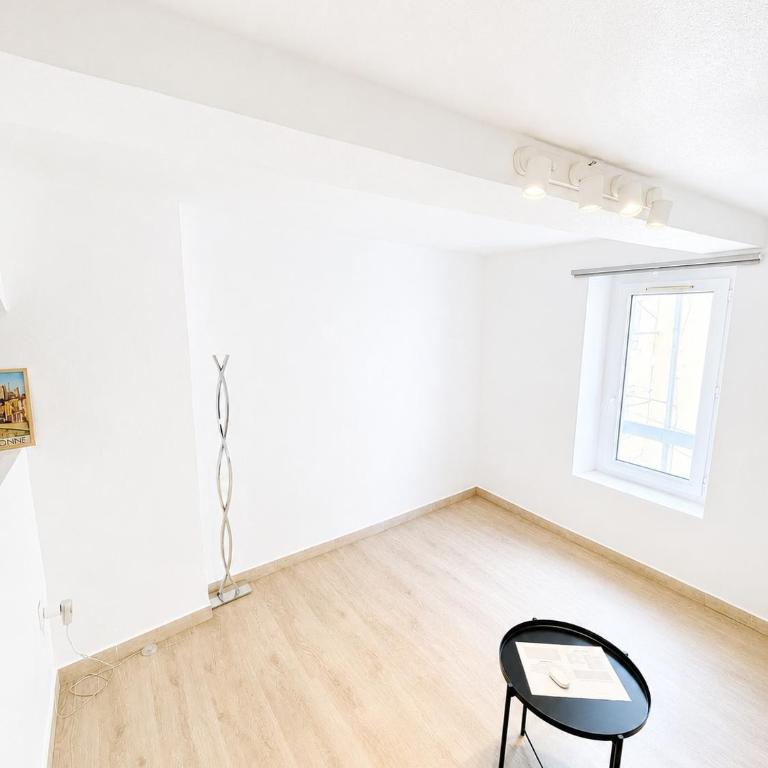 Narbonne centre 4 personnes 10 min des Grands Buffets - Appartement 1 Chambre - 3