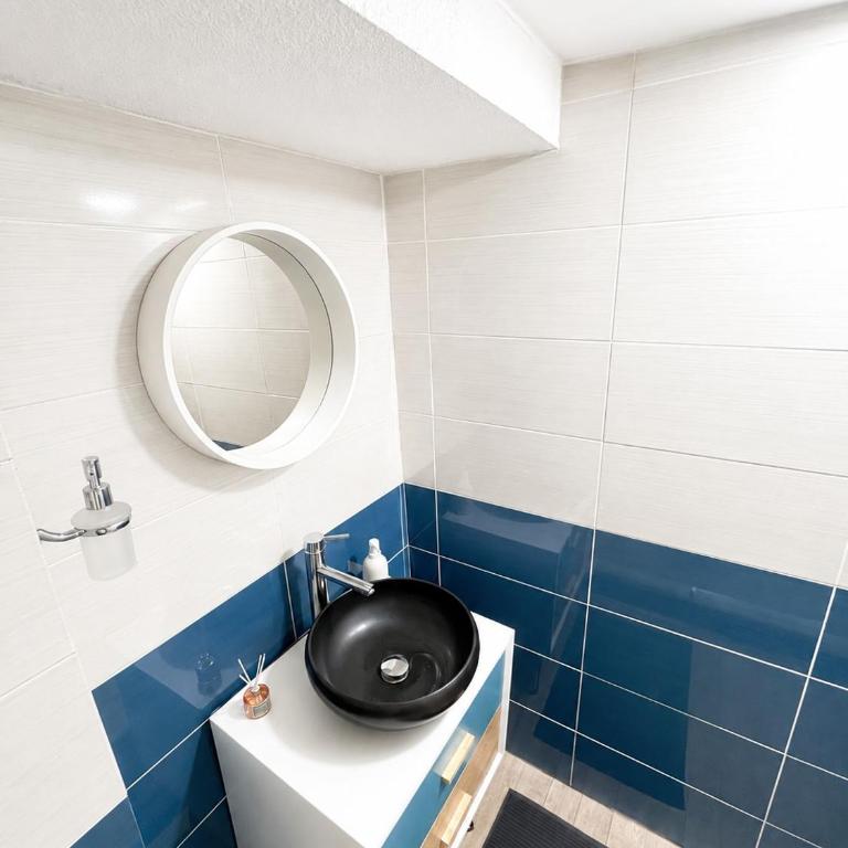 Narbonne centre 4 personnes 10 min des Grands Buffets - Appartement 1 Chambre - 7
