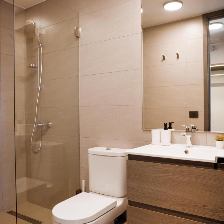 Spacious Apt Retreat in Las Condes Comfort Awaits - Apartment - 19