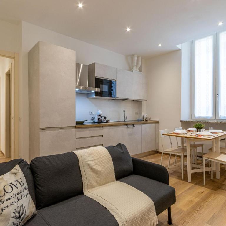 The Lane, Arona Centro, AC, Wifi By Guestaly - Appartamento con 2 Camere da Letto - 2