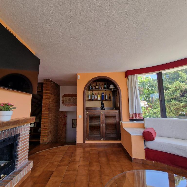 AA Guest - The Andalusian Villa with private Pool - Casa de 5 dormitorios - 2