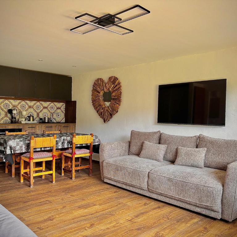 Pieds des pistes & jardin avec vue MontBlanc - terrasse rez de jardin, wifi, parking privé, linge de lit, cuisine équipée - 1 à 4 pers - Appartement 1 Chambre - 1