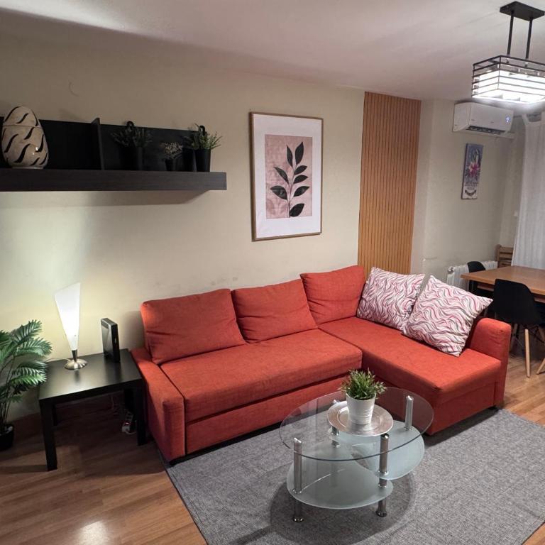 Ático espectacular en pleno centro, parking Gratuito y terraza privada - Two-Bedroom Apartment - 2