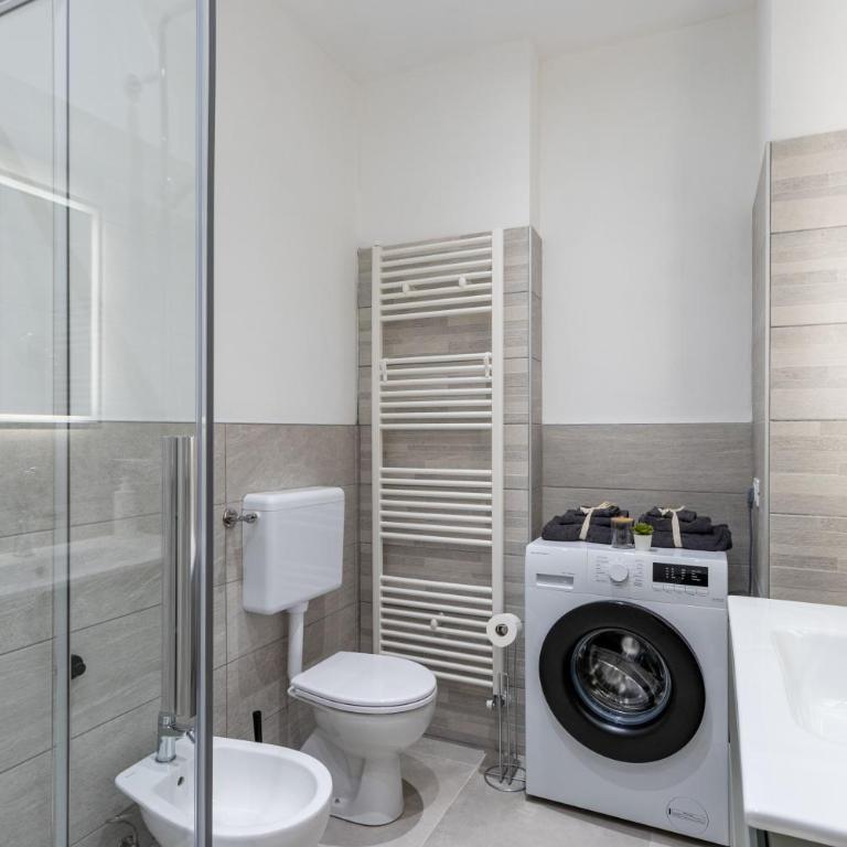 The Secret Court - Arona - AC - WiFi by Guestaly - Appartamento con 3 Camere da Letto - 18