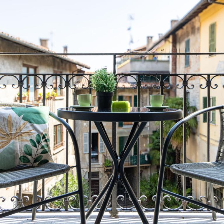 The Secret Court - Arona - AC - WiFi by Guestaly - Appartamento con 3 Camere da Letto - 4