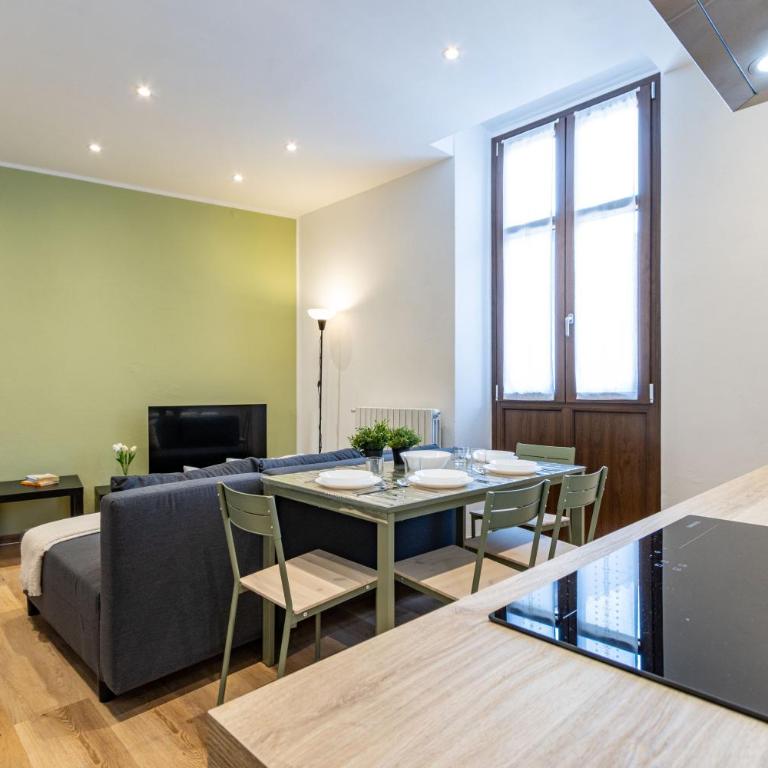 The Secret Court - Arona - AC - WiFi by Guestaly - Appartamento con 3 Camere da Letto - 24