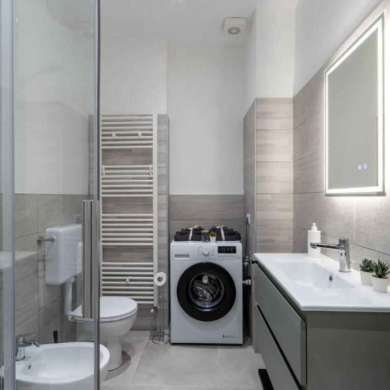 The Secret Court - Arona - AC - WiFi by Guestaly - Appartamento con 3 Camere da Letto - 17