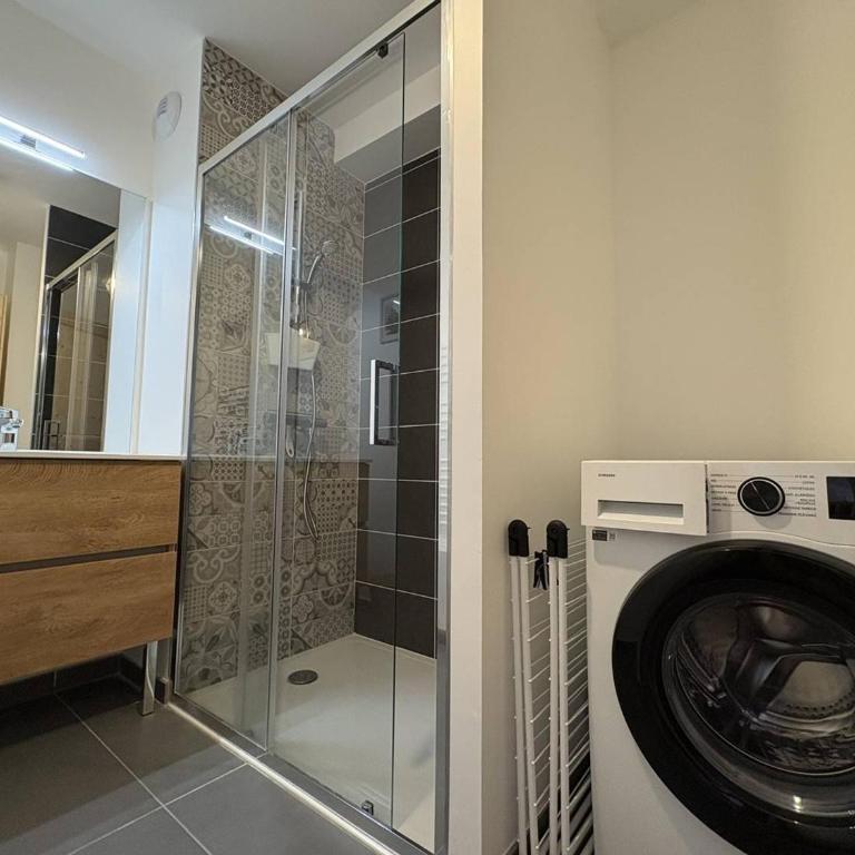 Appartement moderne avec parking - 4 pers. - Appartement 2 Chambres - 10