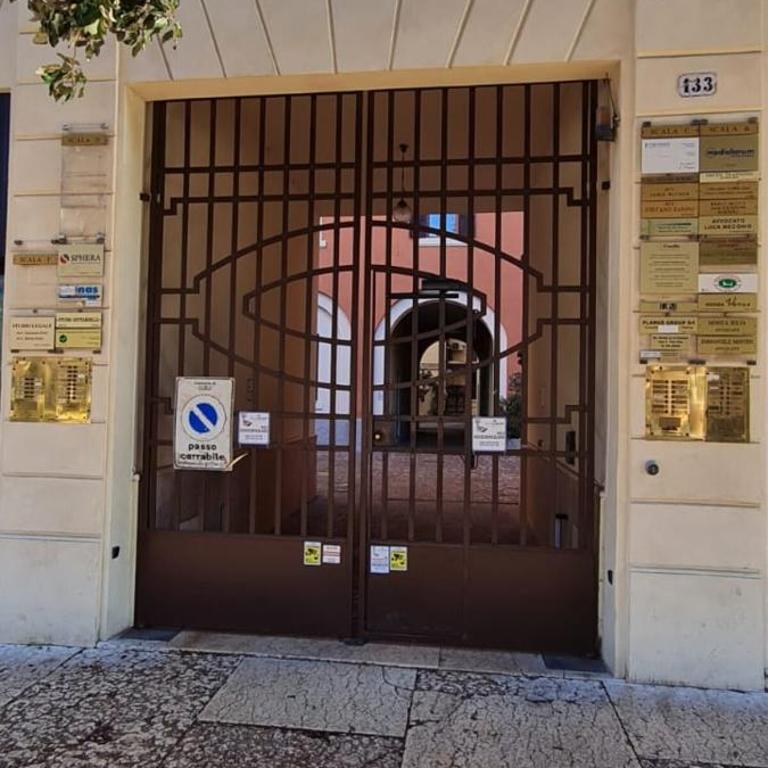 Luxury Verona Apartment City Centre - One-Bedroom Apartment - 27
