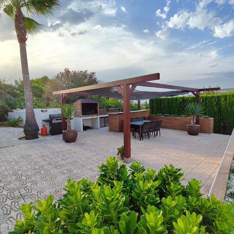 Villa Celi: Sea- & Mountain view, peaceful & comfortable. - Villa mit 3 Schlafzimmern - 30