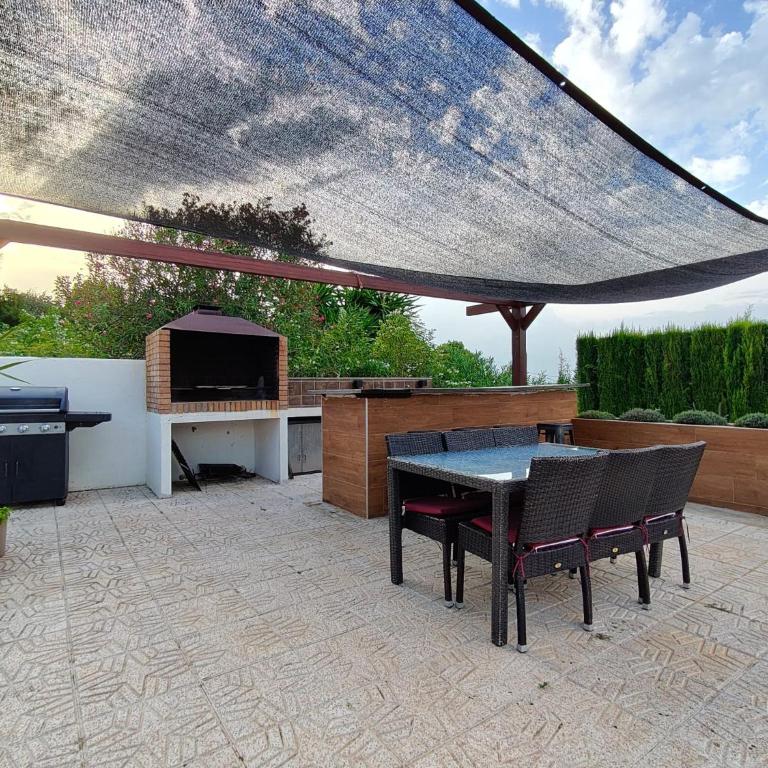 Villa Celi: Sea- & Mountain view, peaceful & comfortable. - Villa mit 3 Schlafzimmern - 45