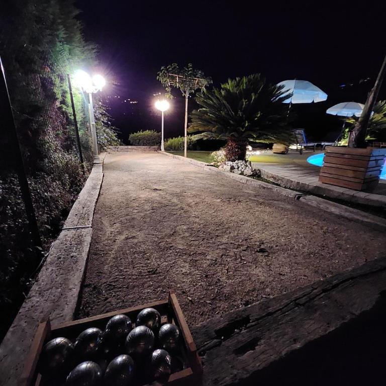 Villa avec piscine et mini-golf - Villa - 5