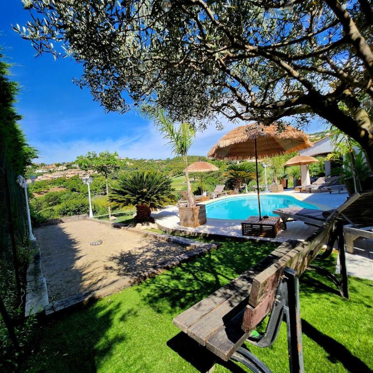Villa avec piscine et mini-golf - Villa - 32