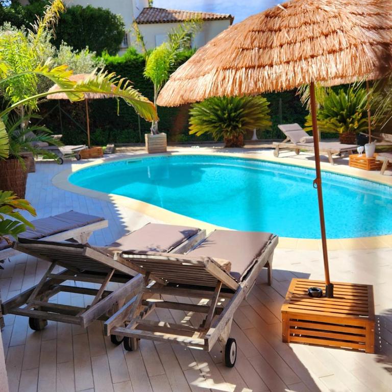 Villa avec piscine et mini-golf - Villa - 45