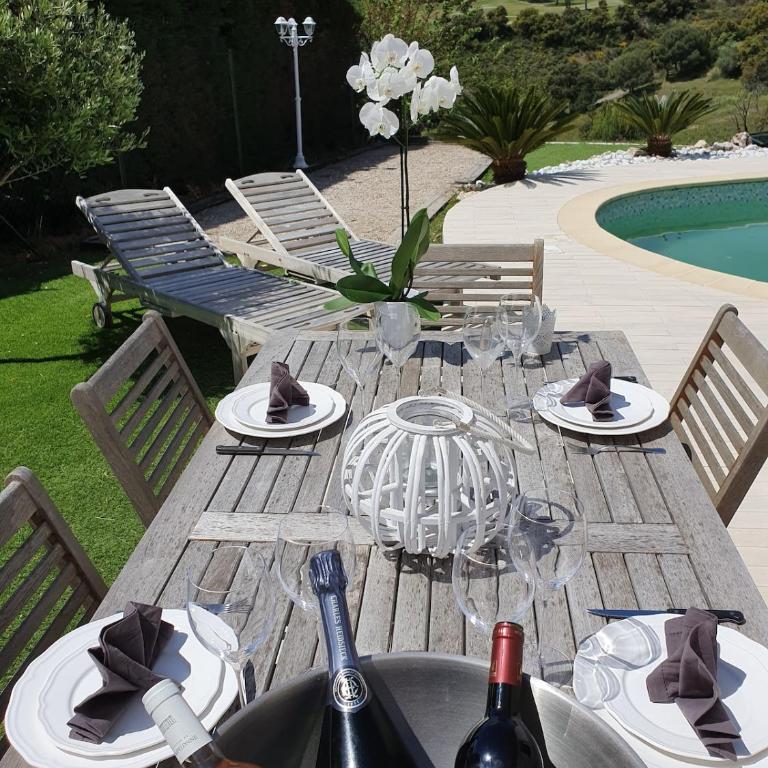 Villa avec piscine et mini-golf - Villa - 64