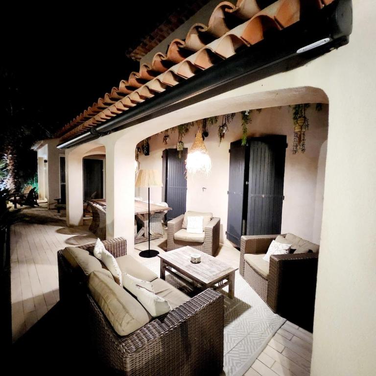 Villa avec piscine et mini-golf - Villa - 76