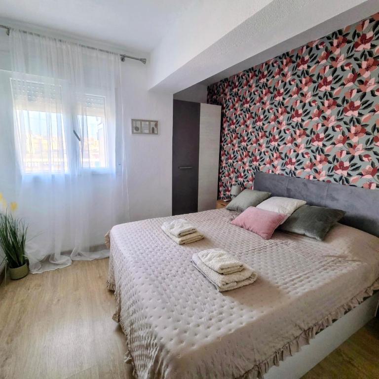 Alicante Big Holiday - Premium Apartment mit 3 Schlafzimmern und Balkon - 4