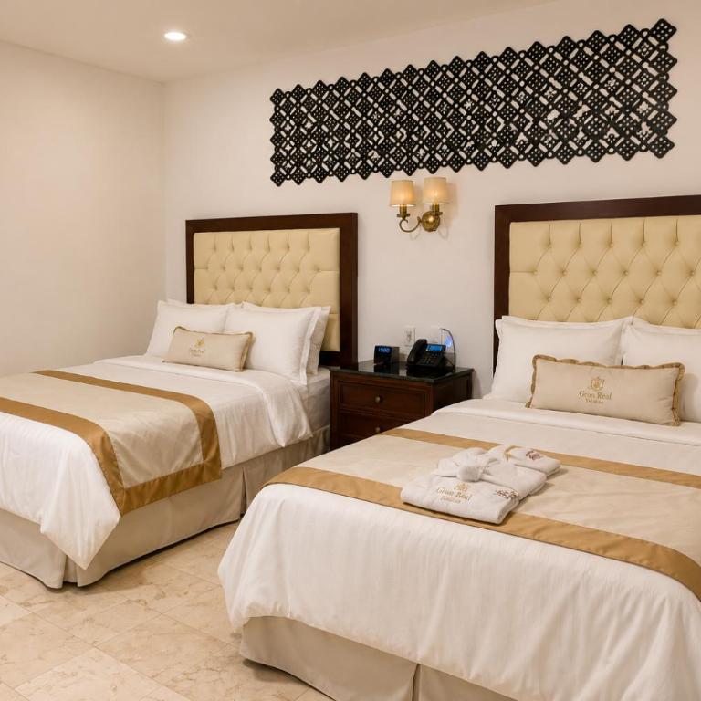 Real Hispano - Superior Suite - 4