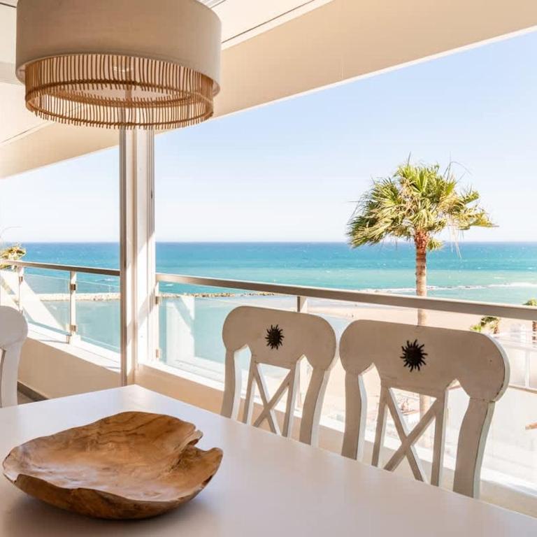 Apartamento de lujo en la playa con vista al mar - Apartamento - 3