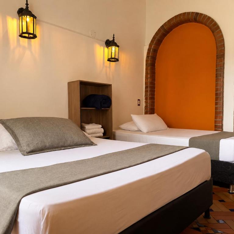Hotel Boutique Laureles Home - Standard Triple Room - 2