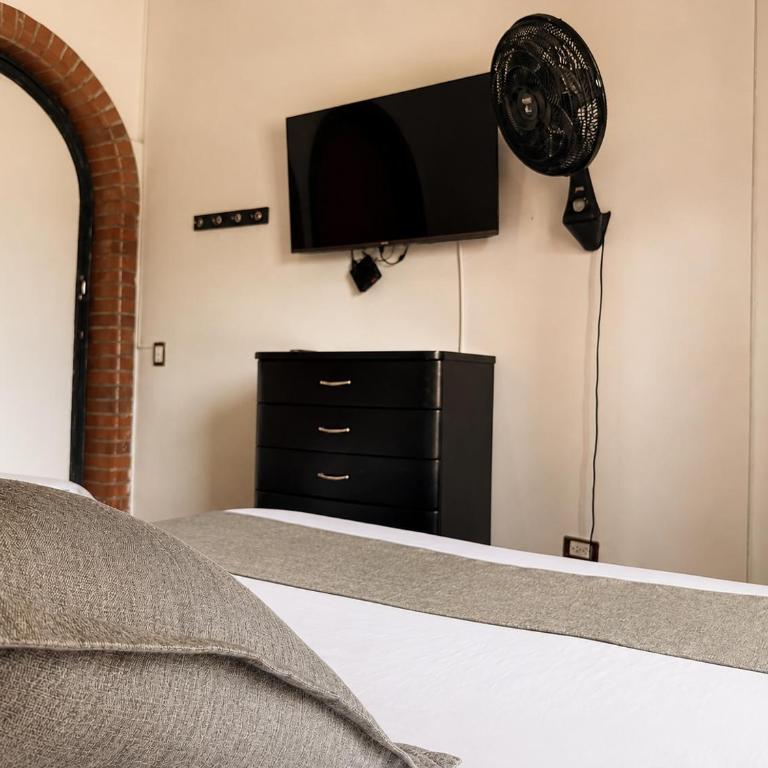 Hotel Boutique Laureles Home - Standard Triple Room - 10