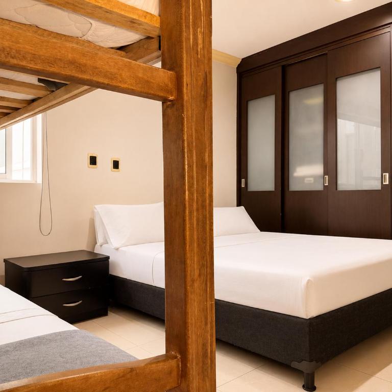Hotel Boutique Laureles Home - Standard Quadruple Room - 11