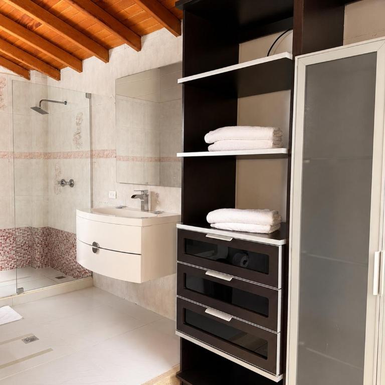 Hotel Boutique Laureles Home - Family Room - 16