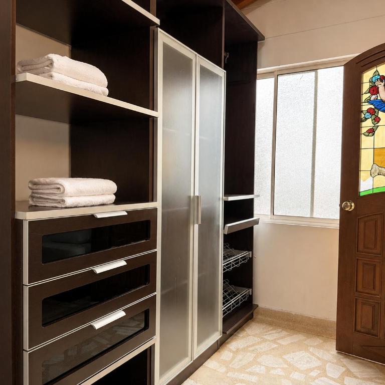 Hotel Boutique Laureles Home - Family Room - 9