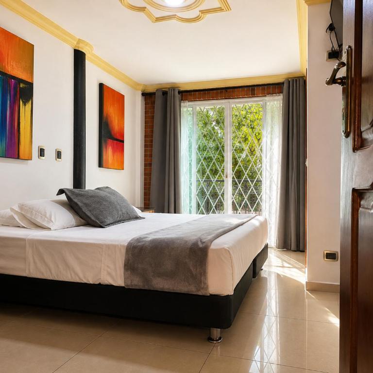 Hotel Boutique Laureles Home - Superior Quadruple Room - 2