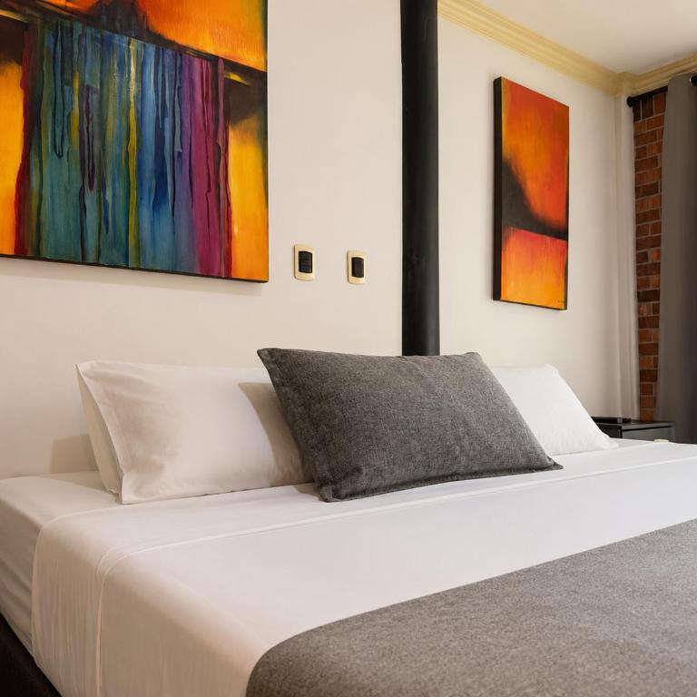 Hotel Boutique Laureles Home - Deluxe Double Room - 2