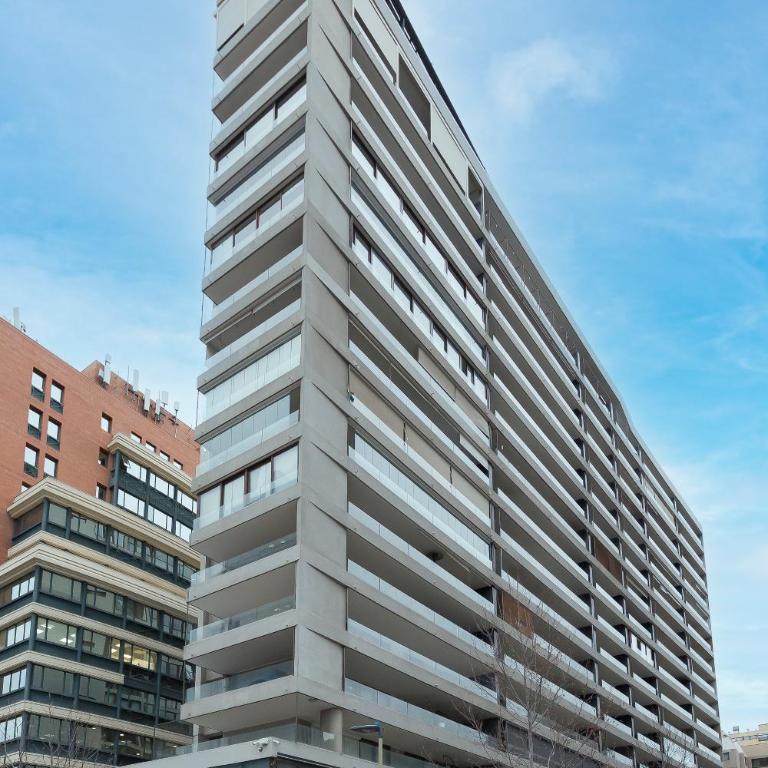 Depto con excelente ubicación en Las Condes - Apartamento de 2 dormitorios - 5