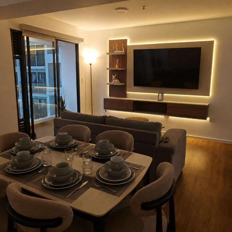 Modern apartment with balcony and panoramic views - Two-Bedroom Apartment - 1