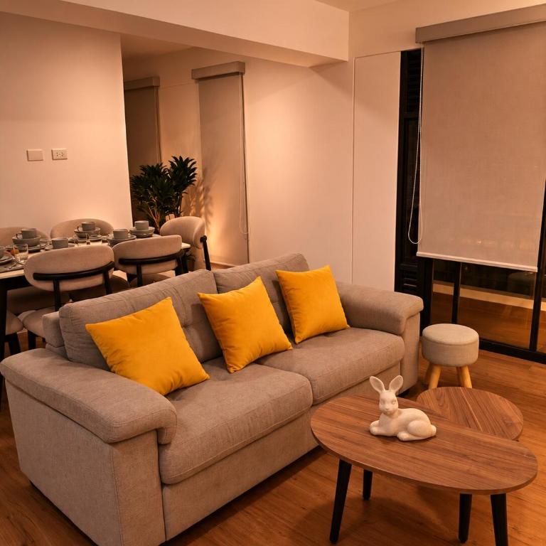 Modern apartment with balcony and panoramic views - Two-Bedroom Apartment - 3