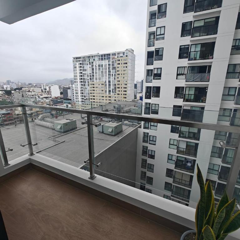 Modern apartment with balcony and panoramic views - Two-Bedroom Apartment - 23