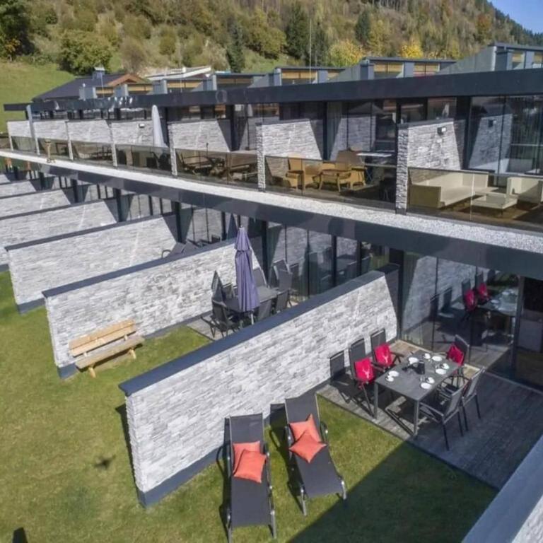Elegant Neukirchen Apartment for 8 - Ferienhaus mit 3 Schlafzimmern - 6