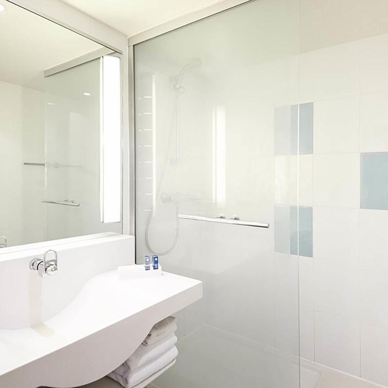 Novotel Metz Centre - Chambre Supérieure Lit Queen-Size - 1