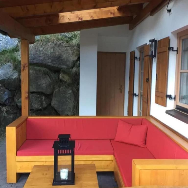 Beautiful Alpine Chalet with Sauna - Ferienhaus mit 5 Schlafzimmern - 4