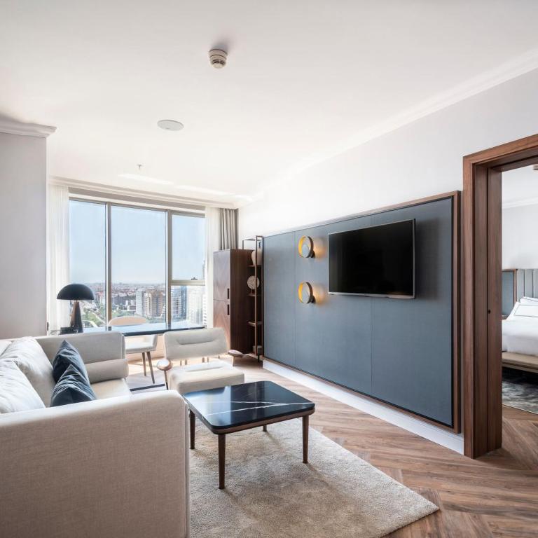 Meliá Valencia - Suite Junior - 1