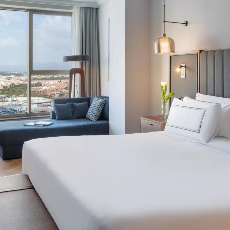 Meliá Valencia - The Level Supreme with Views - 6