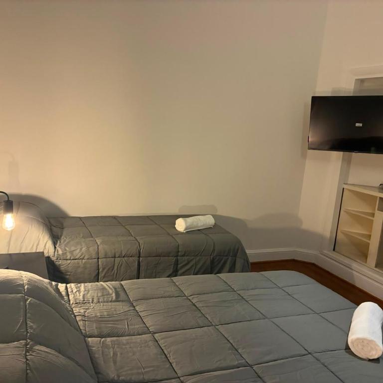 Ayres Suites Alsina 543 - Habitación Cuádruple Clásica - 15