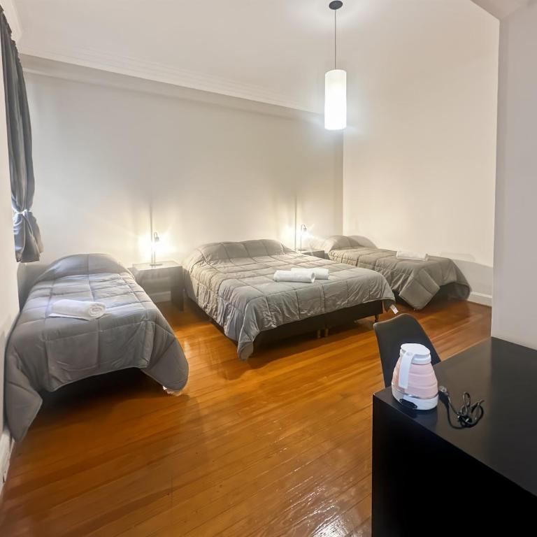 Ayres Suites Alsina 543 - Habitación Cuádruple Clásica - 28