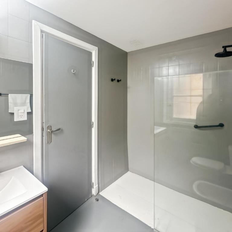 Ayres Suites Alsina 543 - Habitación Cuádruple Clásica - 29