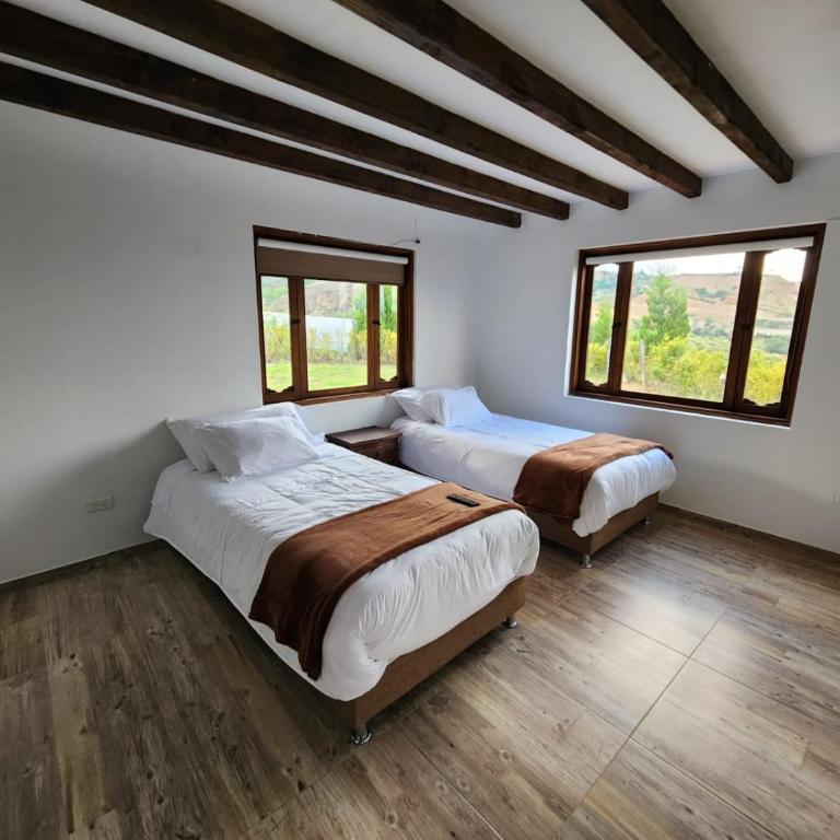 Hospedaje santa talis - Two-Bedroom Villa - 13
