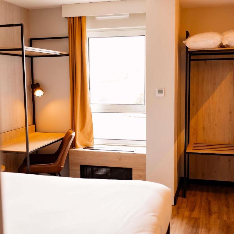 Ibis Clermont Ferrand A71 A75 La Méridienne - Chambre Double Classique - Accessible aux Personnes à Mobilité Réduite - 1