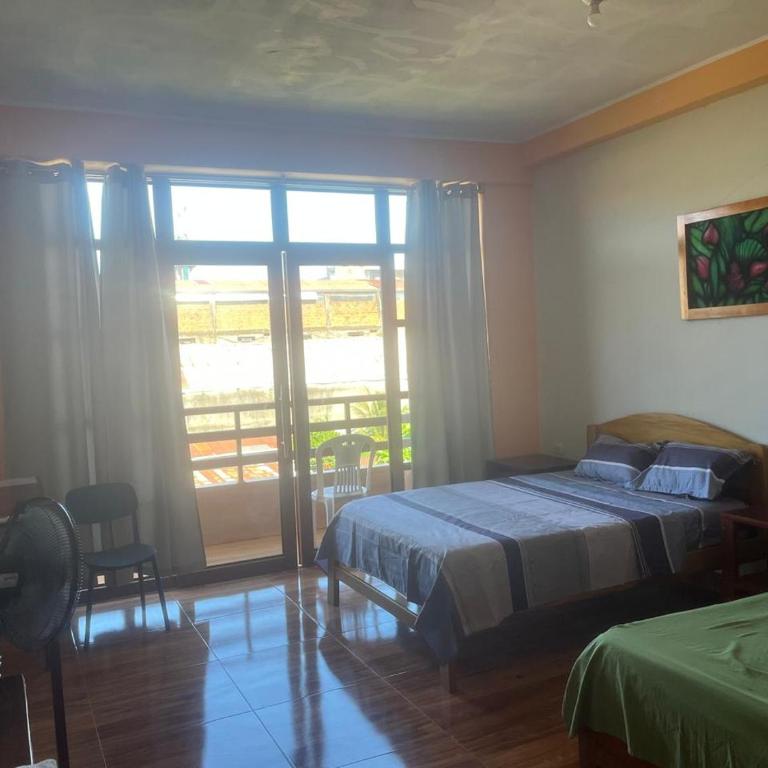 Heliconia's Inn - Family Suite with Balcony - 1
