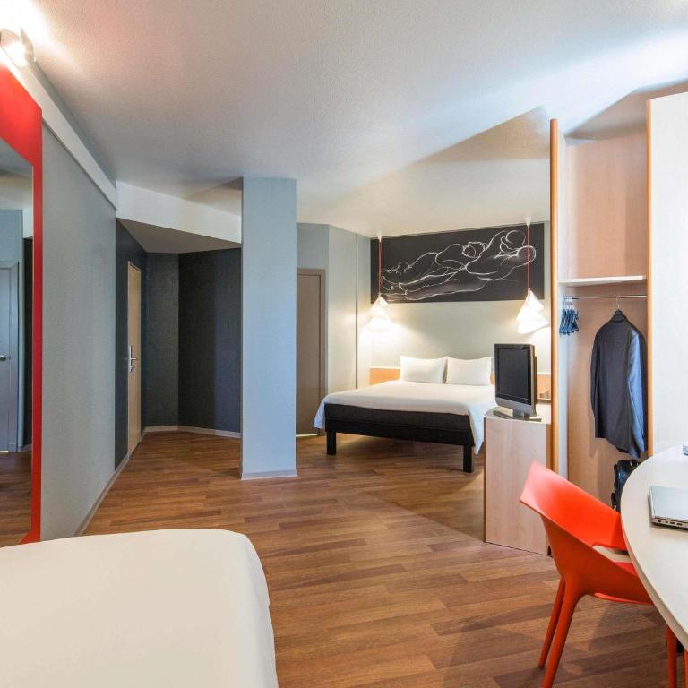 Ibis Sevilla - Habitación Premium - 2
