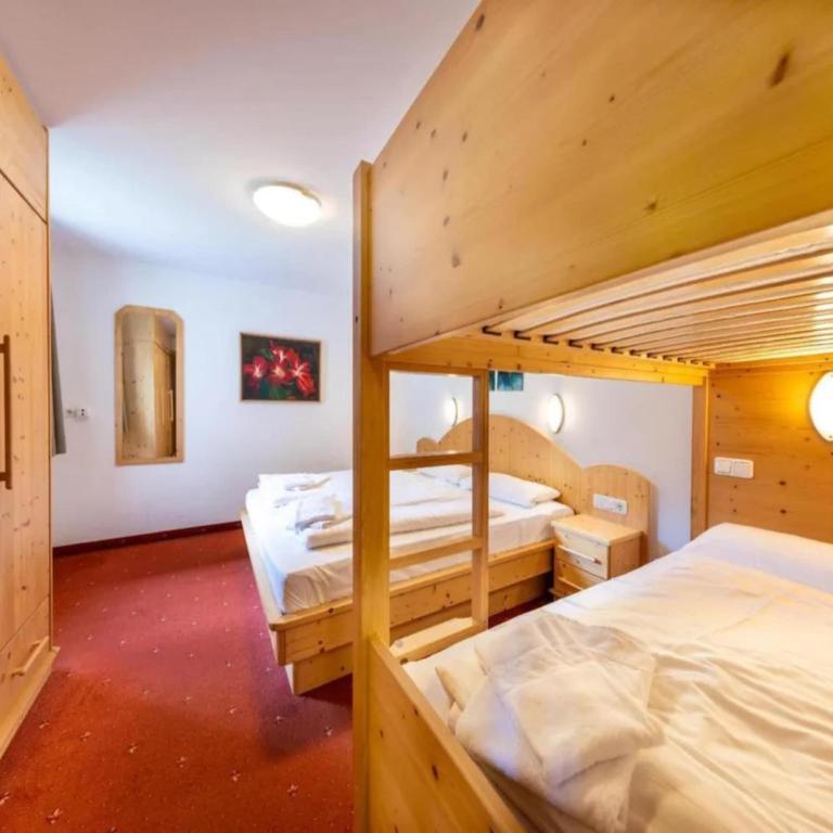 Pinzgau Ski Chalet Retreat with Balcony - Maison de Vacances 4 Chambres - 18