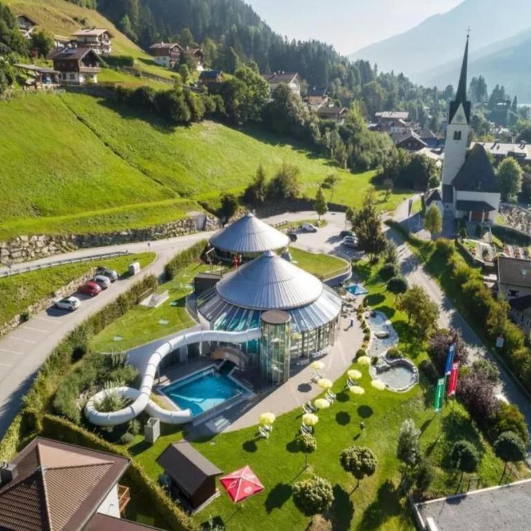 Pinzgau Ski Chalet Retreat with Balcony - Maison de Vacances 4 Chambres - 31