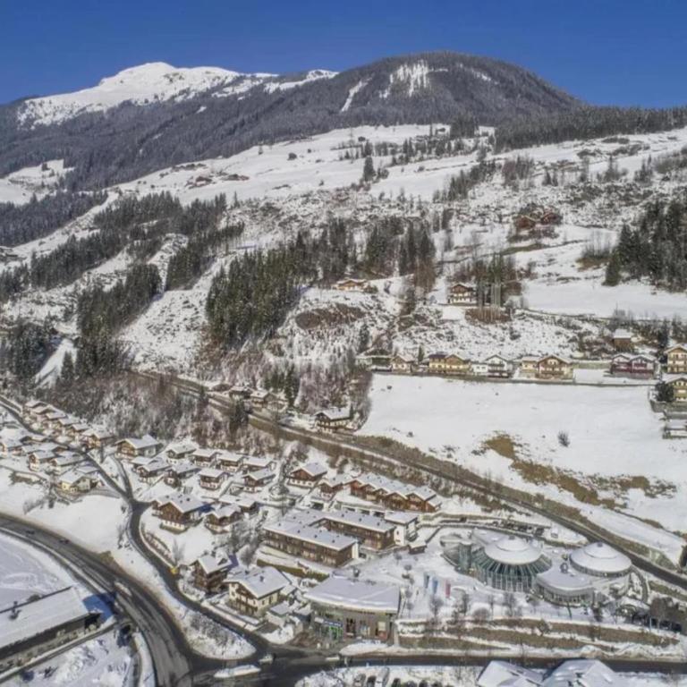 Pinzgau Ski Chalet Retreat with Balcony - Maison de Vacances 4 Chambres - 42